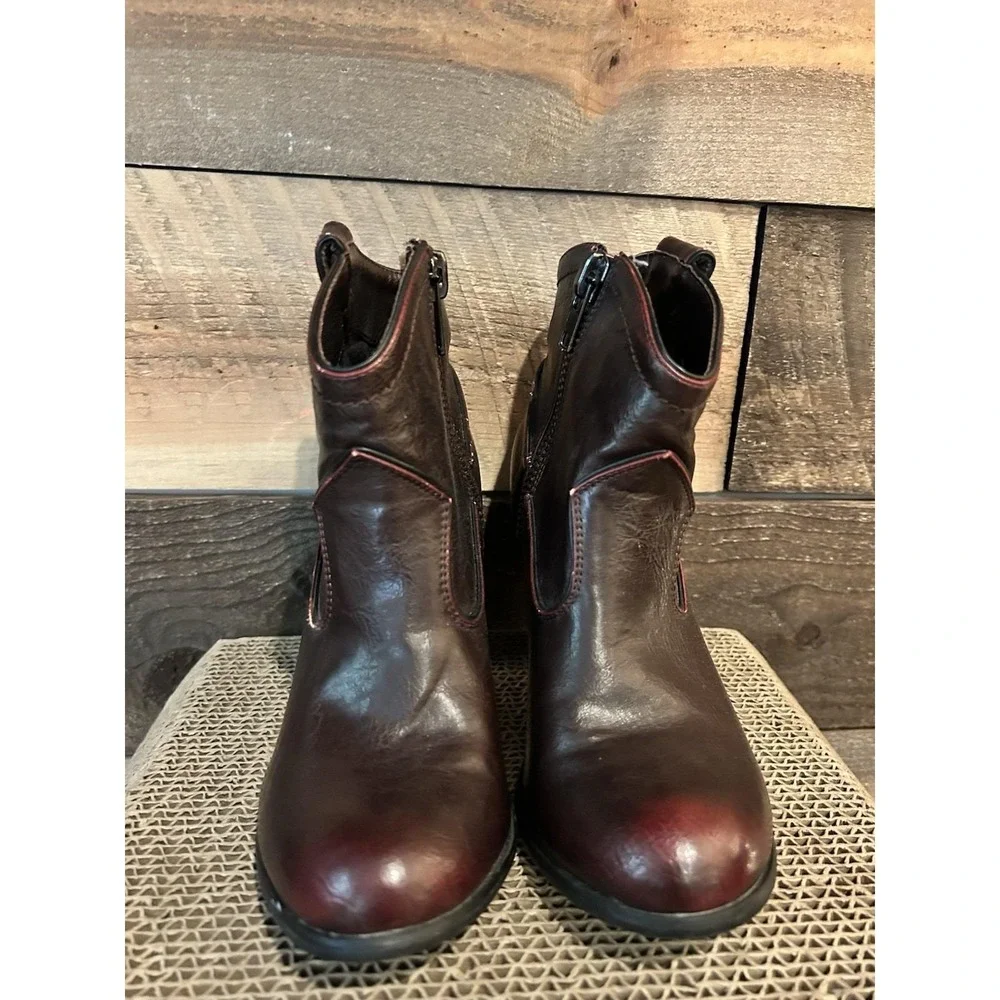 Not Rated Ankle Booties Brown Faux Leather Chunky Heel Women Sz 6 Distressed‎